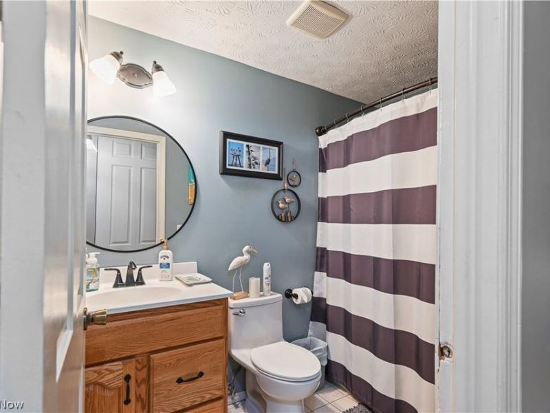 8441 Carriage Hill Drive NE, Warren, OH 44484 Photo 19