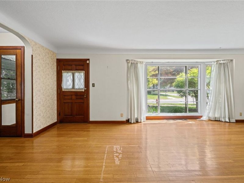 4137 Bushnell Road , University Heights, OH 44118 Photo 4