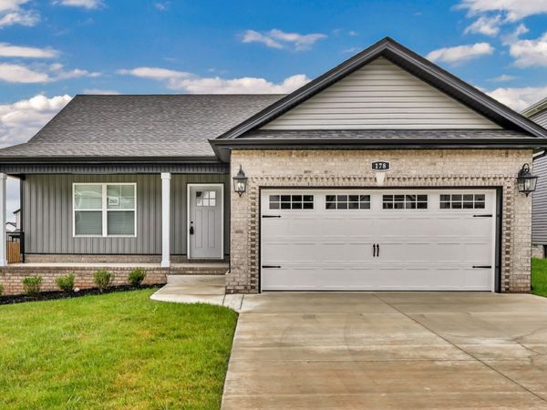 178 Brenda Dr, Clarksville, TN 37040
