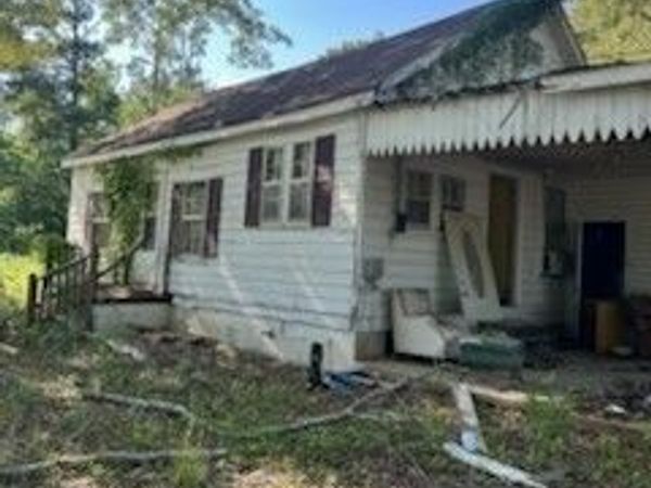 1035 Main St E, Savannah, TN 38372