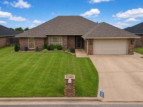 3101 White Tail Drive, Altus, OK 73521