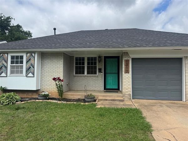 1317 Lawton Avenue, Moore, OK 73160