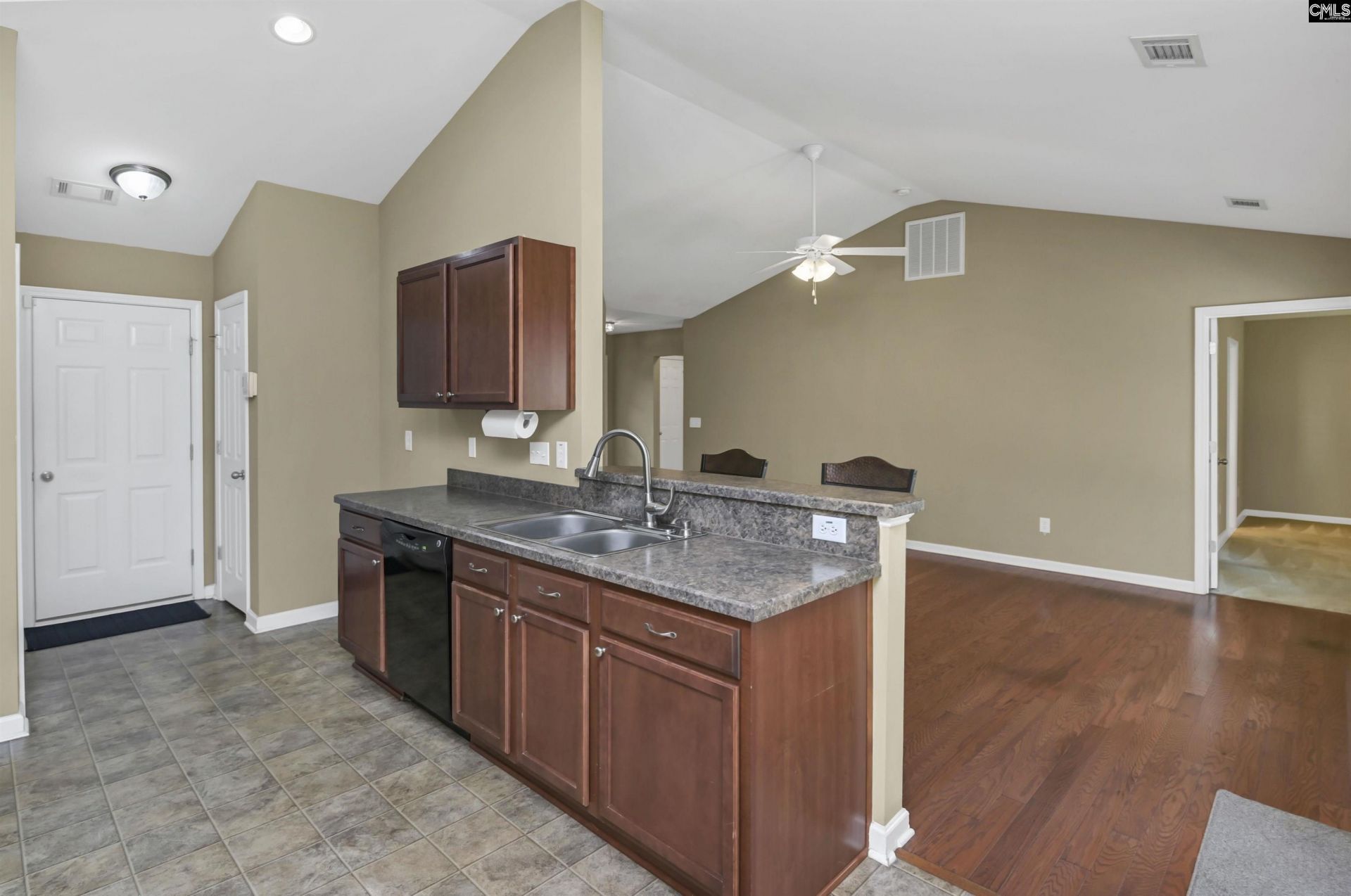684 Cornerstone Circle  Photo 5