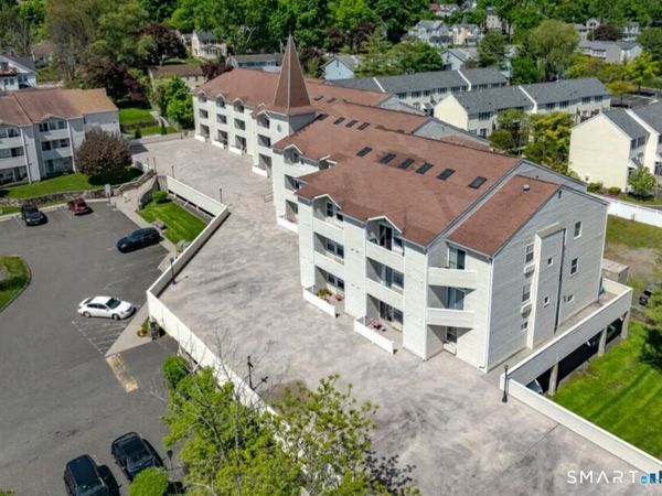 163 South, Unit 50, Danbury, CT 06810