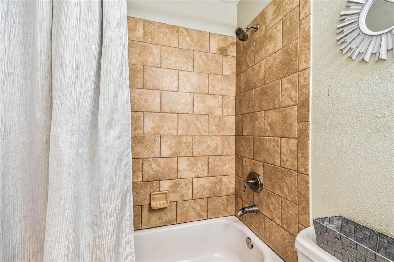3225 71st Avenue N, Saint Petersburg, FL 33702 Photo