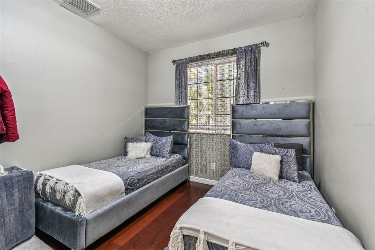 3225 71st Avenue N, Saint Petersburg, FL 33702 Photo