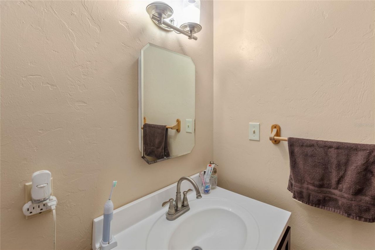 11115 SW 105th Street , Brooker, FL 32622 Photo