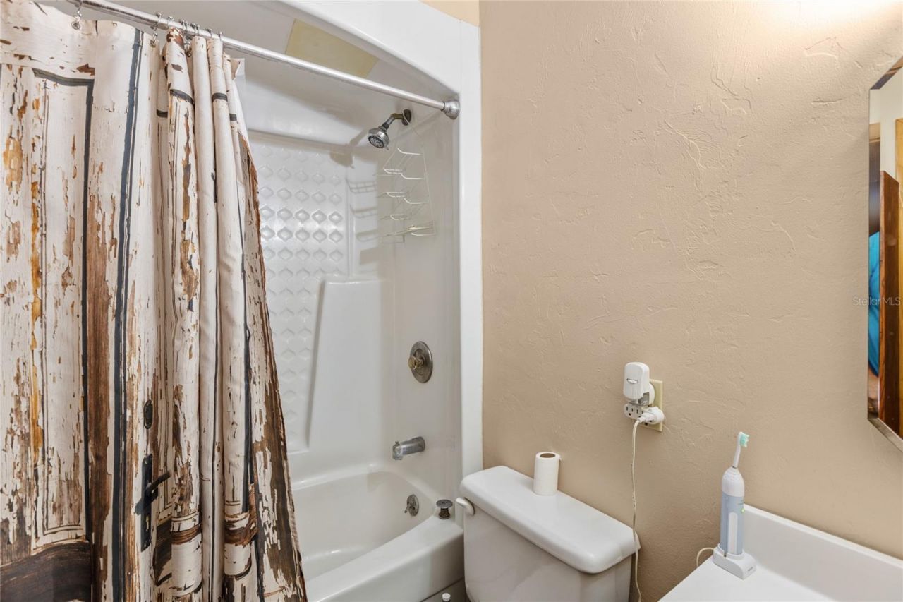 11115 SW 105th Street , Brooker, FL 32622 Photo