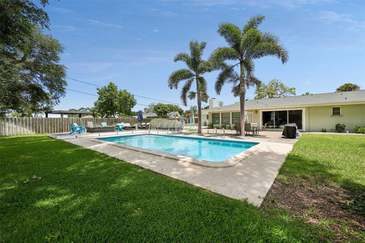 322 Suwanee Avenue, Sarasota, FL 34243 Photo