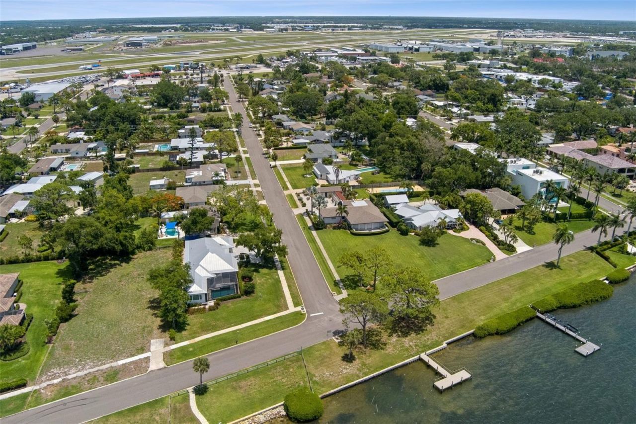 322 Suwanee Avenue, Sarasota, FL 34243 Photo