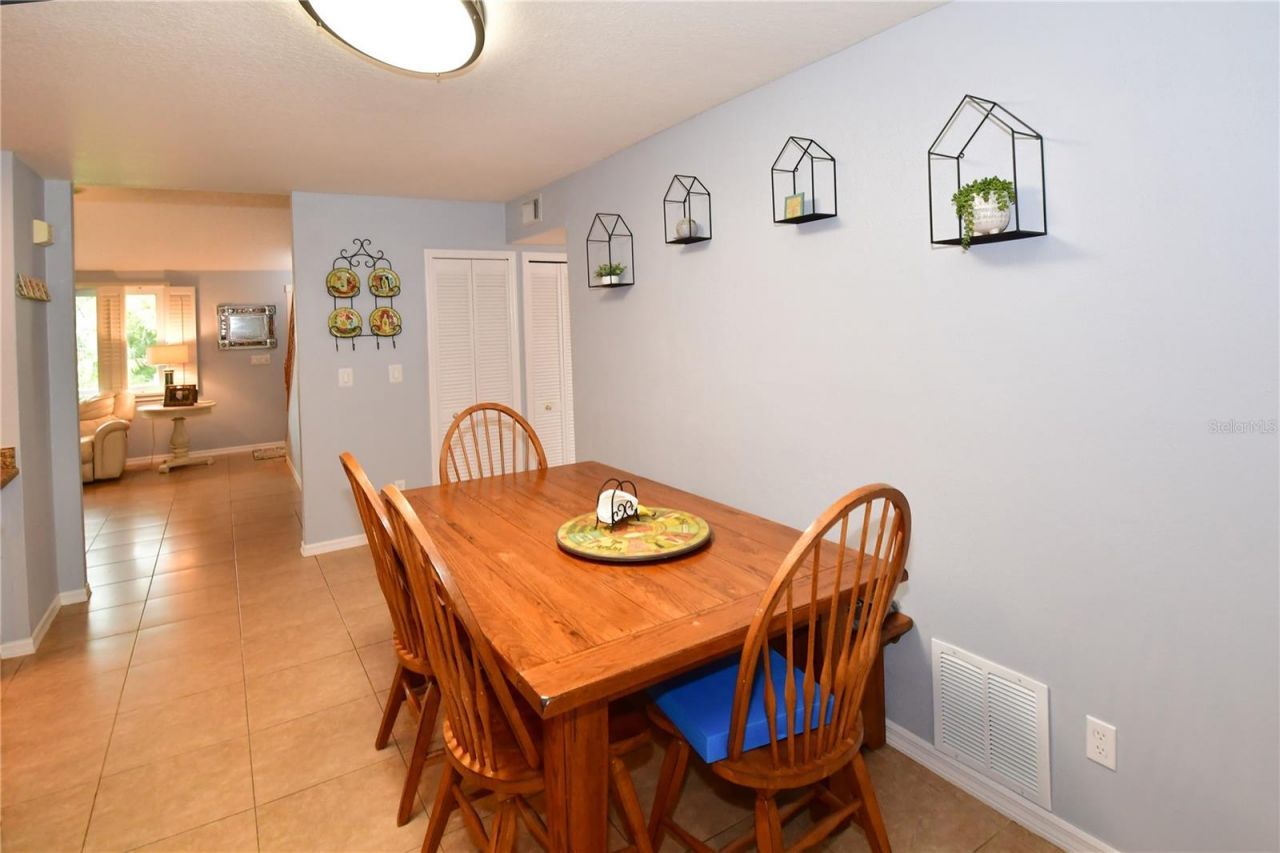 7519 Harbor View Way, Seminole, FL 33776 Photo