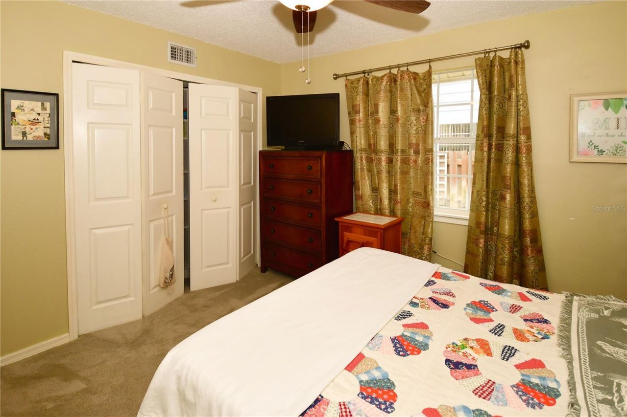 7519 Harbor View Way, Seminole, FL 33776 Photo