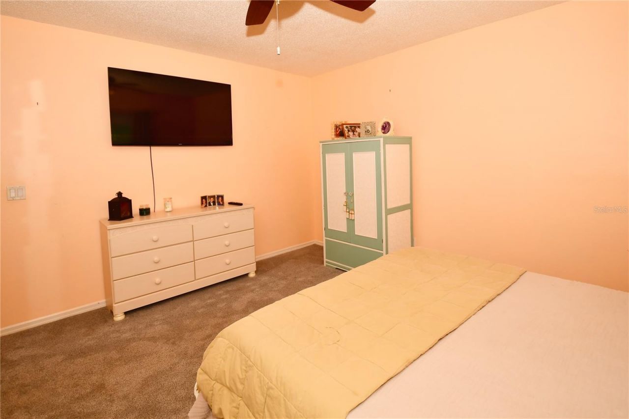 7519 Harbor View Way, Seminole, FL 33776 Photo
