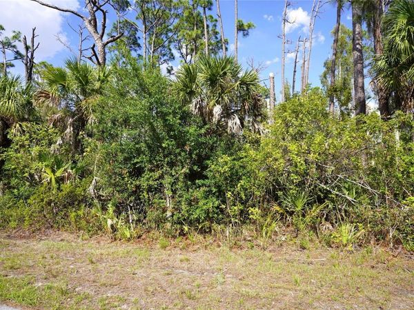 510 DAILEY STREET , PORT CHARLOTTE, FL 33953