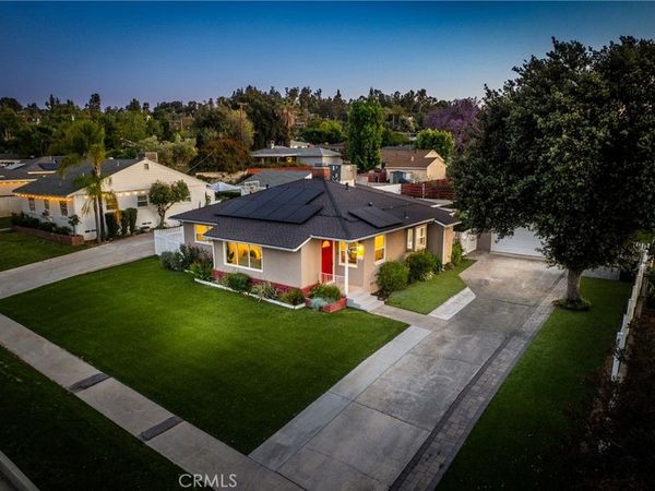 816 Sherwood Street, Redlands, CA 92373