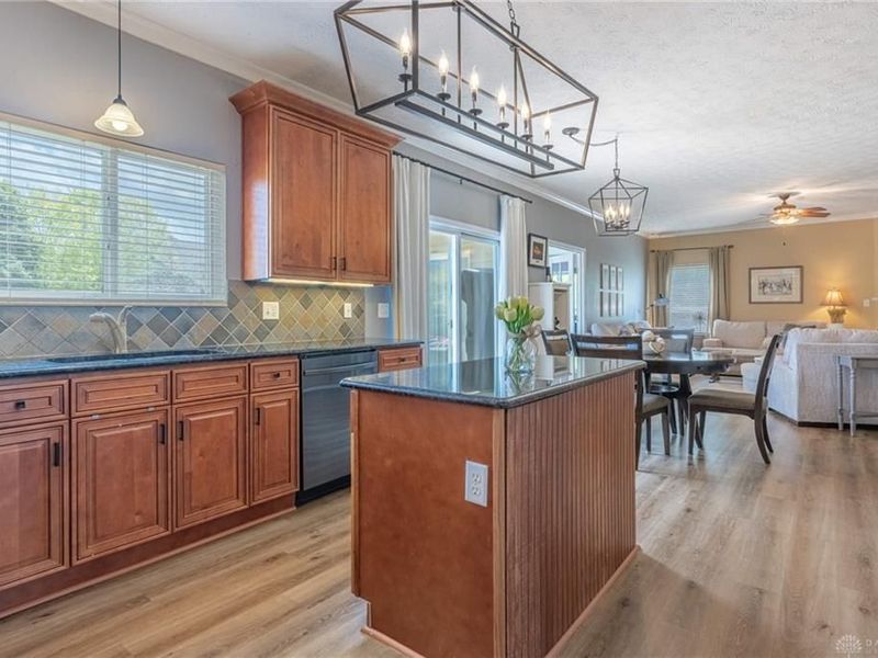 450 Null Boulevard, Springboro, OH 45066 Photo 12