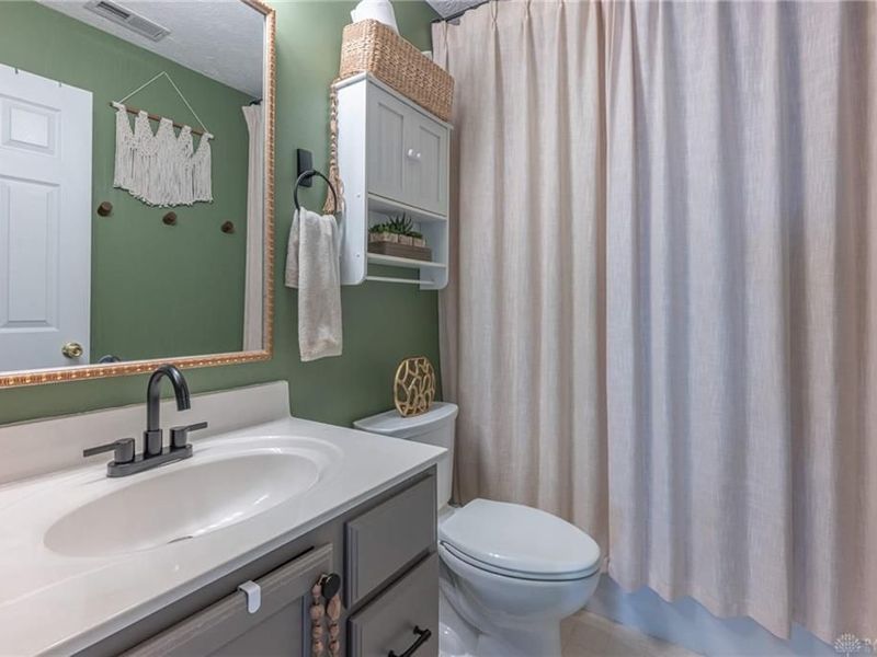 450 Null Boulevard, Springboro, OH 45066 Photo 32