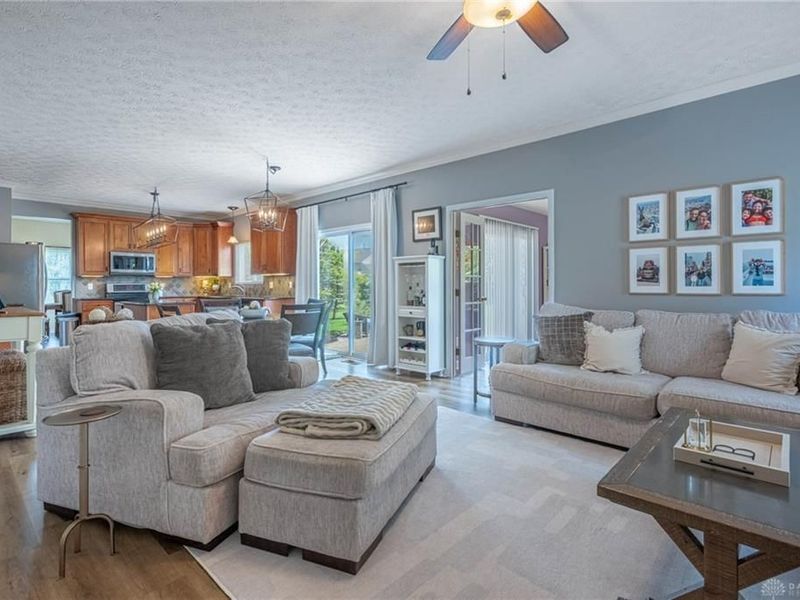 450 Null Boulevard, Springboro, OH 45066 Photo 9
