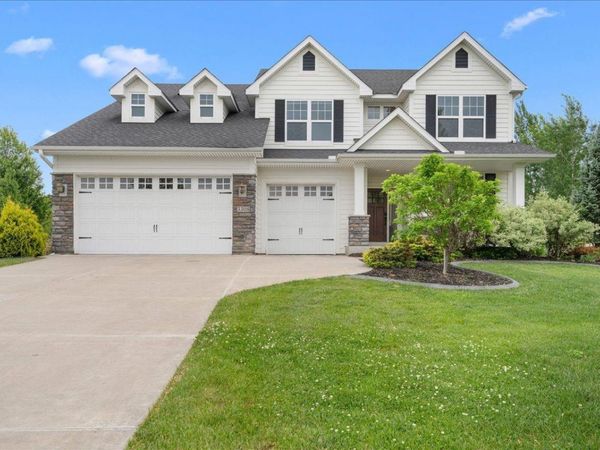 3308 Arden Drive, Woodbury, MN 55129