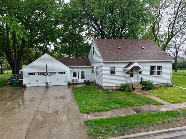 500 1st Street S, Butterfield, MN 56120