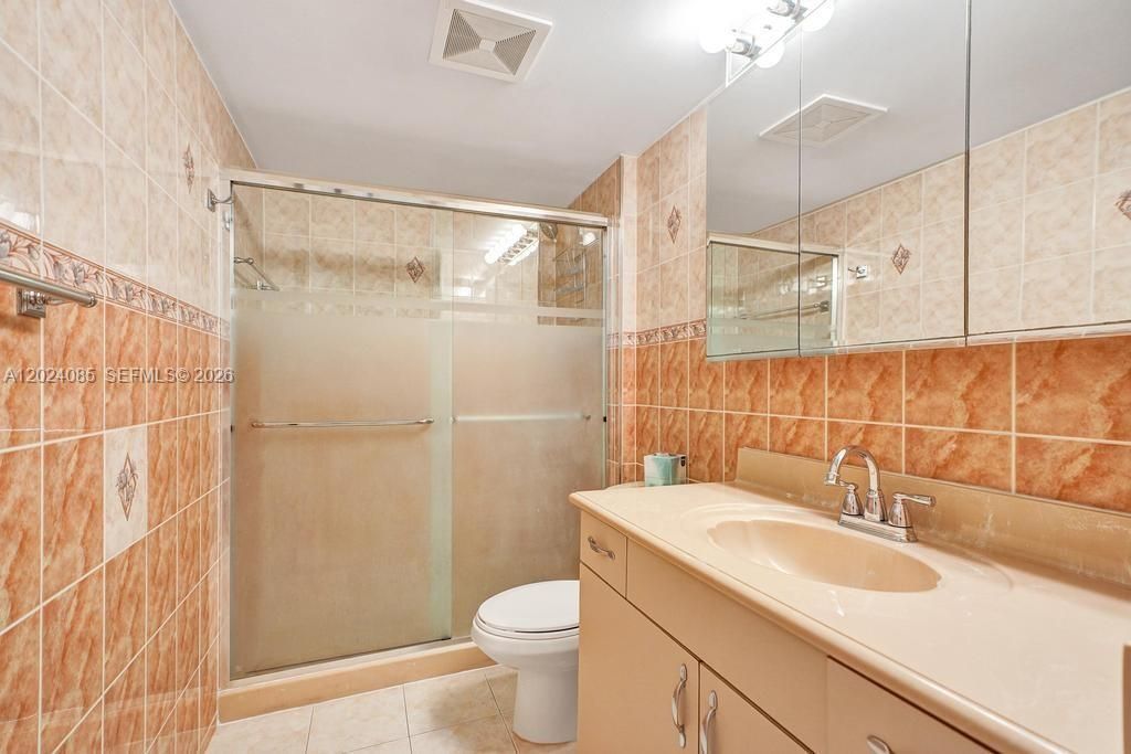 1623 Collins Ave, Unit 512, Miami Beach, FL 33139 Photo