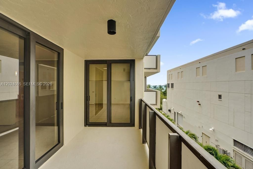 1623 Collins Ave, Unit 512, Miami Beach, FL 33139 Photo