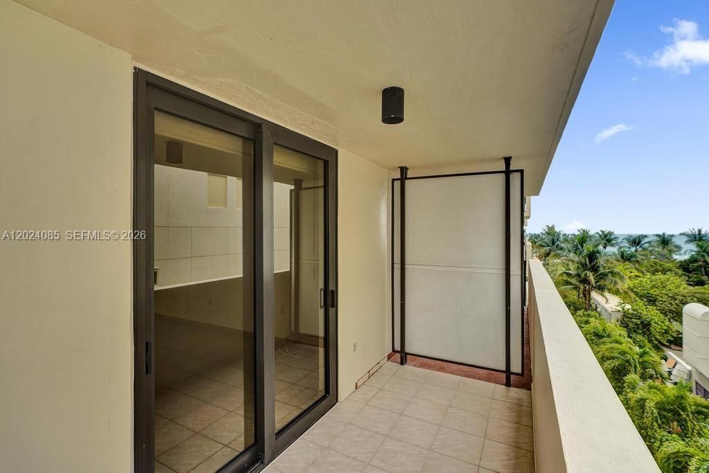 1623 Collins Ave, Unit 512, Miami Beach, FL 33139 Photo