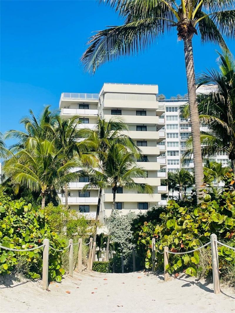 1623 Collins Ave, Unit 512, Miami Beach, FL 33139 Photo