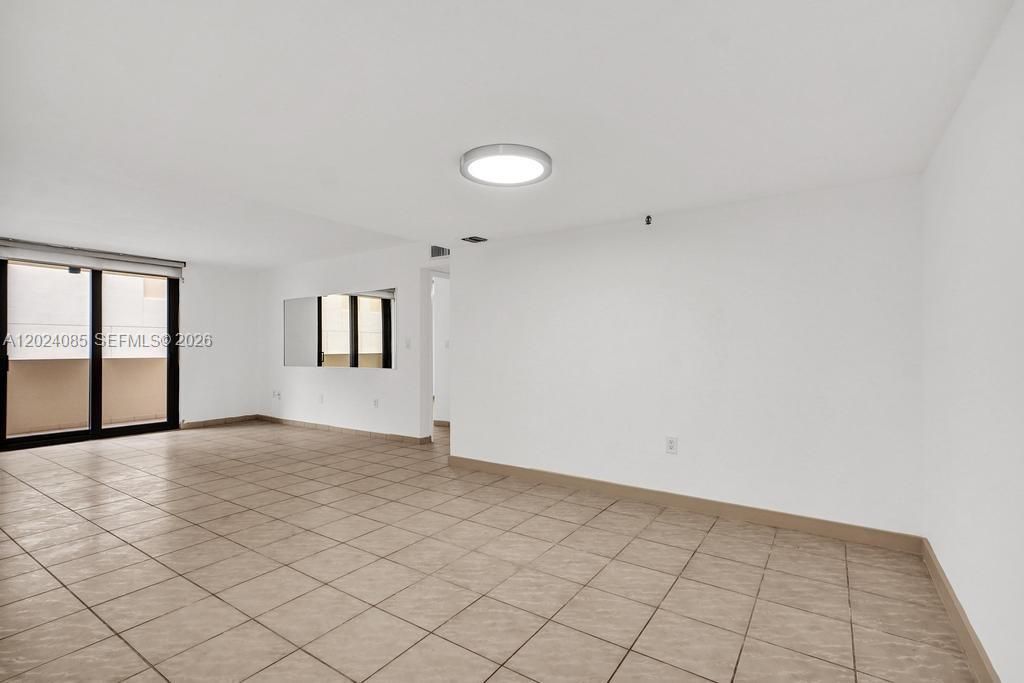 1623 Collins Ave, Unit 512, Miami Beach, FL 33139 Photo