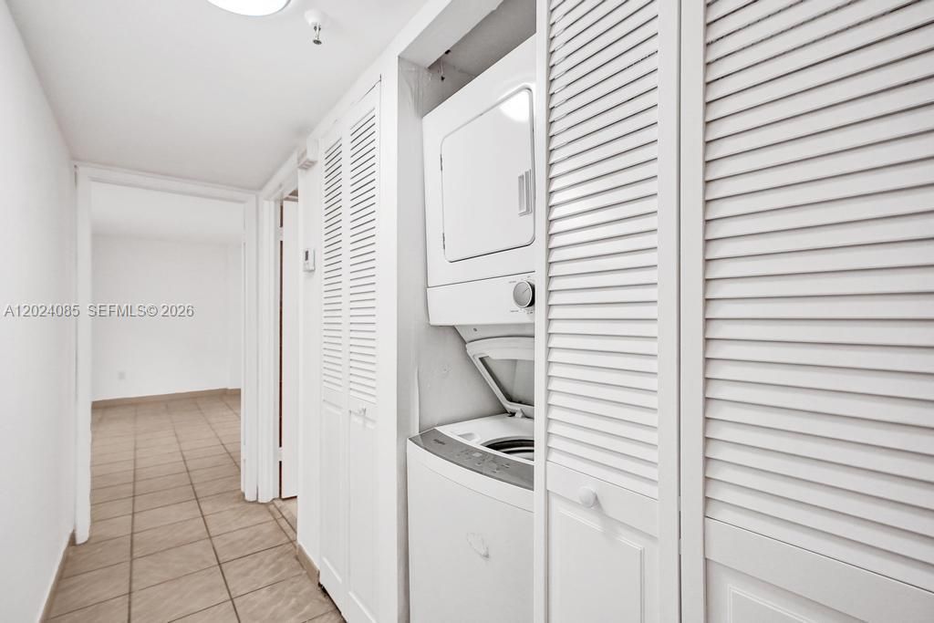 1623 Collins Ave, Unit 512, Miami Beach, FL 33139 Photo
