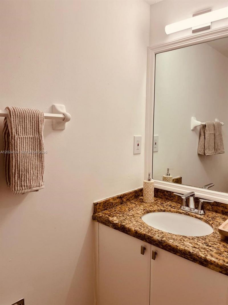 120 S Douglas Rd , Unit 302, Miami, FL 33134 Photo