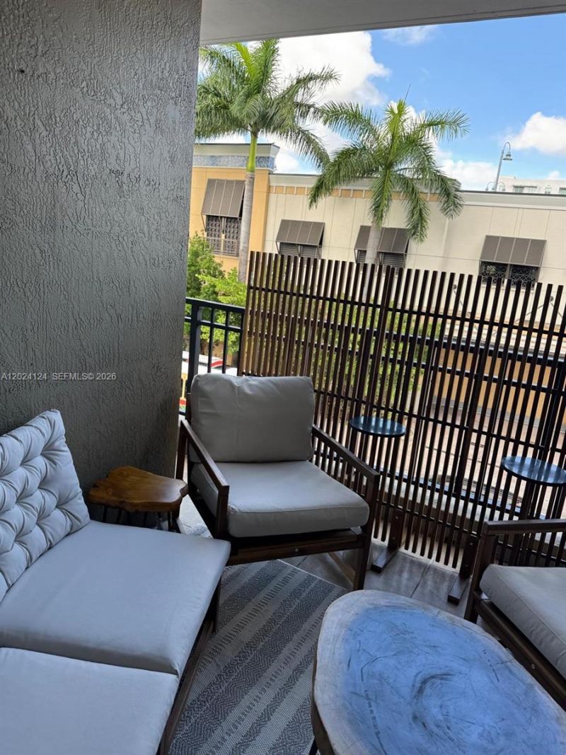 120 S Douglas Rd , Unit 302, Miami, FL 33134 Photo