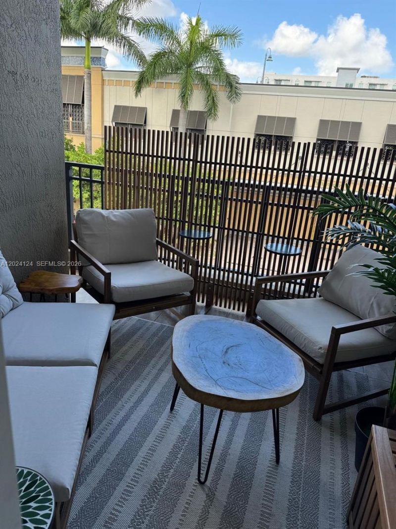 120 S Douglas Rd , Unit 302, Miami, FL 33134 Photo