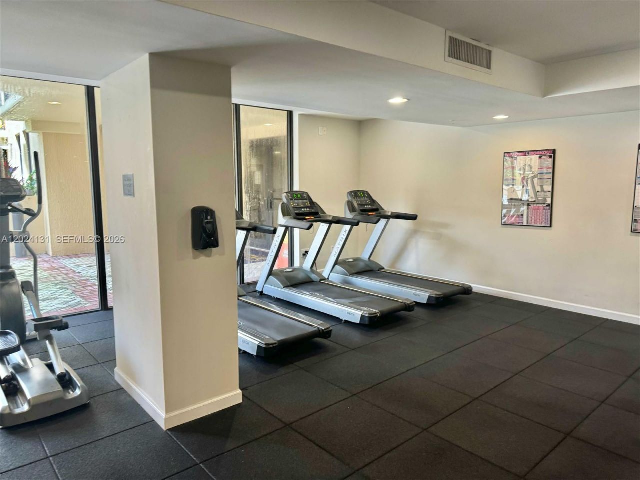 55 Merrick Way, Unit 831, Coral Gables, FL 33134 Photo