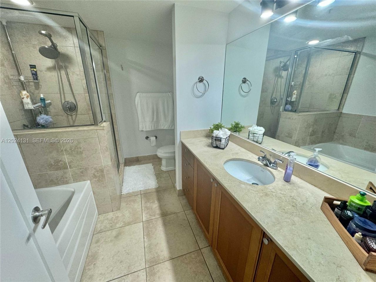 55 Merrick Way, Unit 831, Coral Gables, FL 33134 Photo