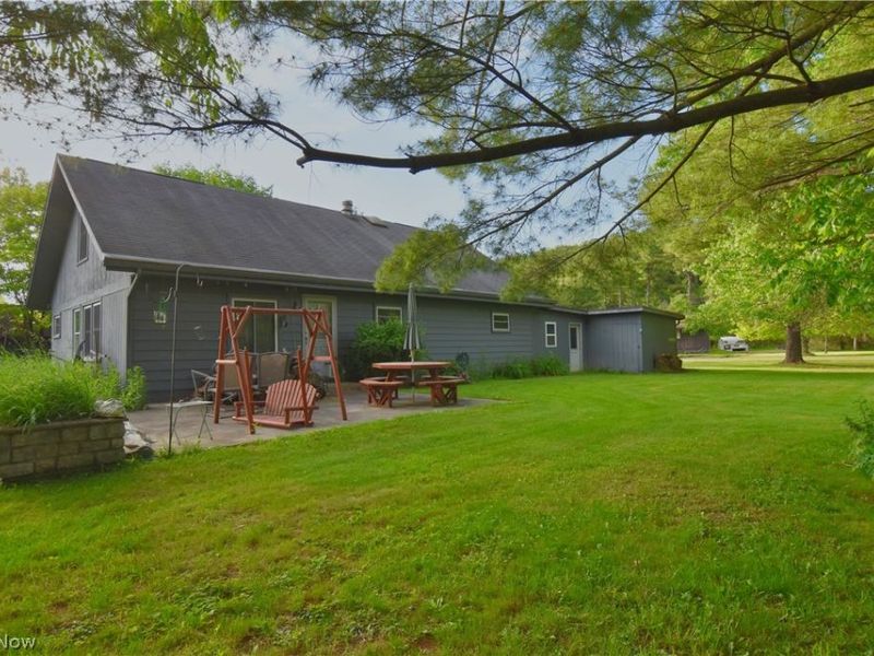 1214 Arrowhead Drive SW, Dellroy, OH 44620 Photo 12