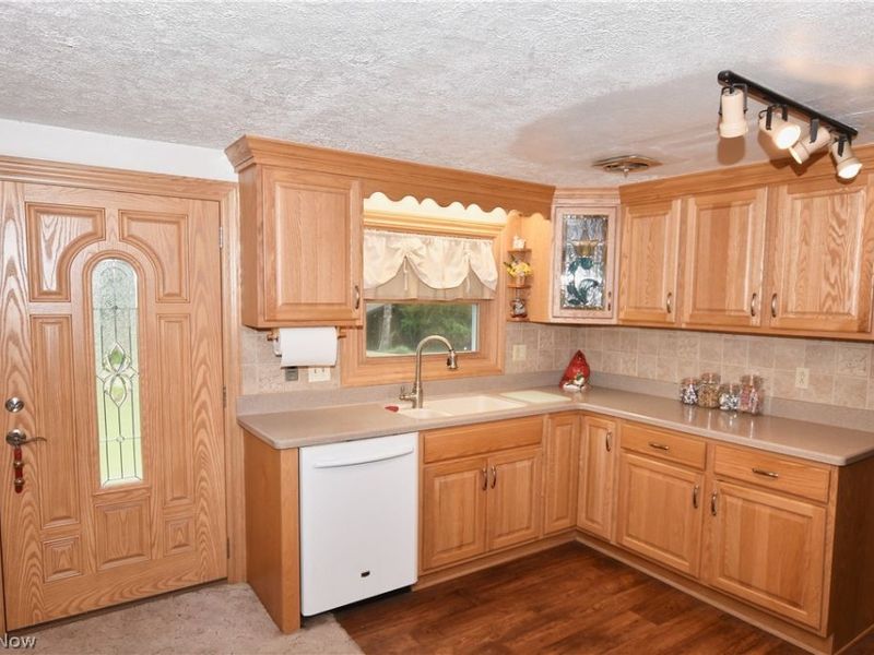 1214 Arrowhead Drive SW, Dellroy, OH 44620 Photo 22