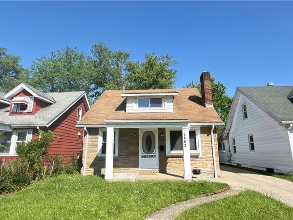 5462 Grasmere Avenue , Maple Heights, OH 44137