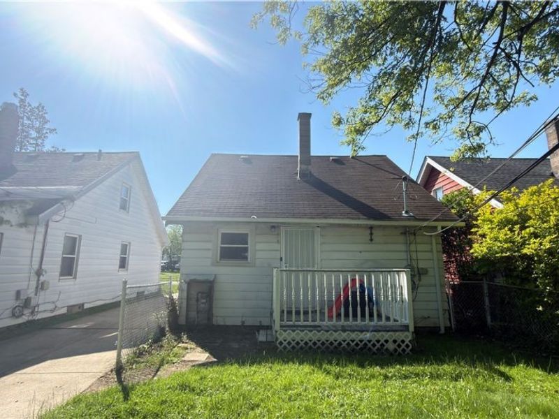 5462 Grasmere Avenue, Maple Heights, OH 44137 Photo 13
