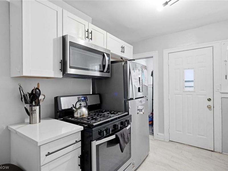 2834 Ludlow Road , Cleveland, OH 44120 Photo 25