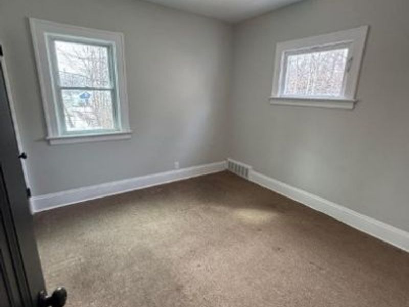 15612 Cloverside Avenue, Cleveland, OH 44128 Photo 16
