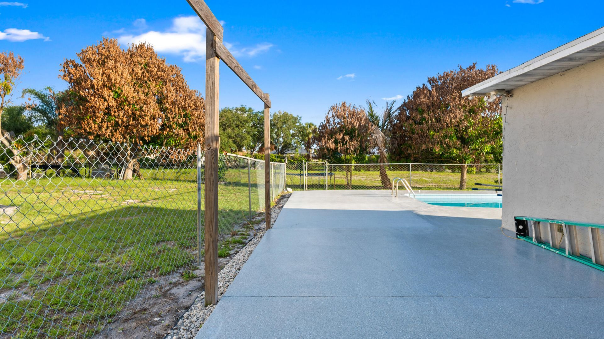 386 SE Oakridge Drive, Port Saint Lucie, FL 34984 Photo