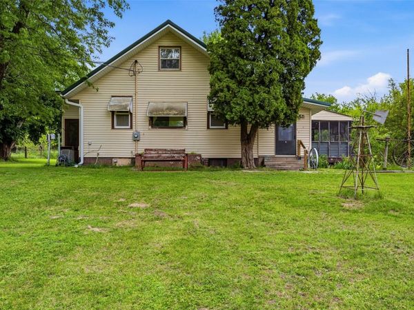 3380 Otis Road SE, Cedar Rapids, IA 52403