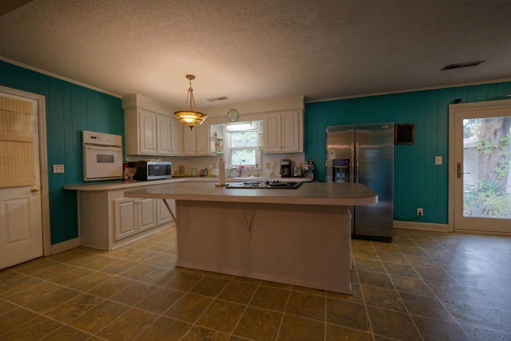 1327 Oceanview Road Photo 5