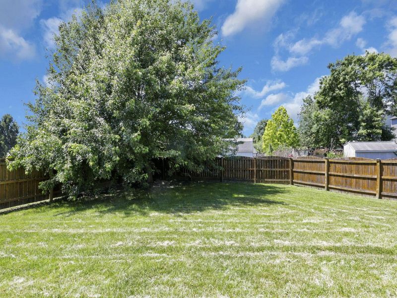8433 Lucerne Drive , Reynoldsburg, OH 43068 Photo 10