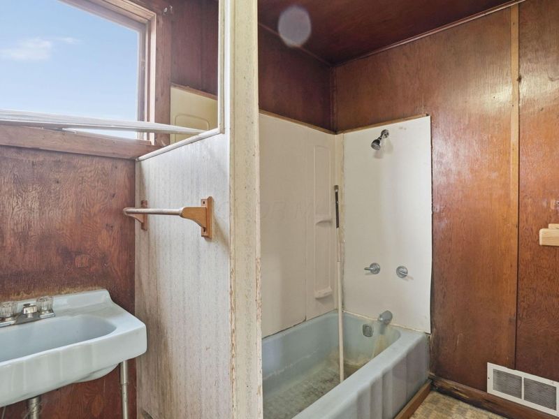 4304 Ceramic Road , Crooksville, OH 43731 Photo 10