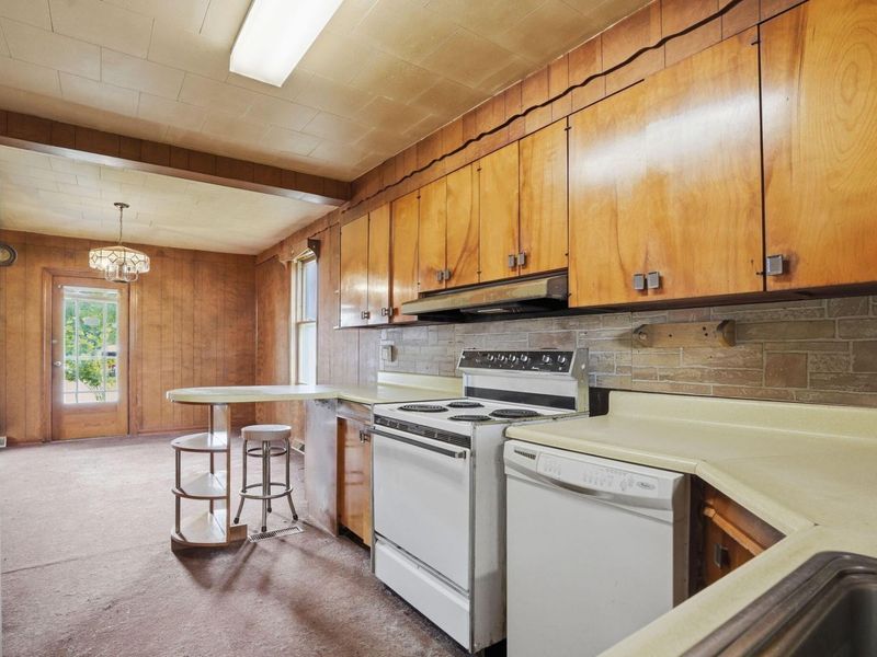 4304 Ceramic Road , Crooksville, OH 43731 Photo 7
