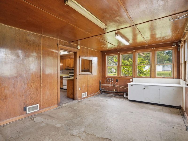 4304 Ceramic Road , Crooksville, OH 43731 Photo 9