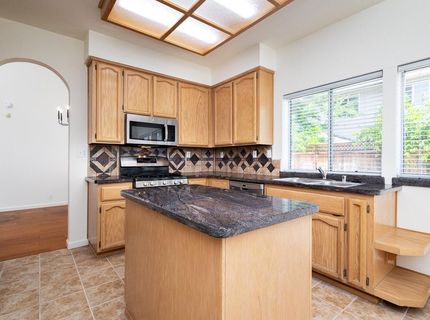 131 Royalton Cir, Folsom, CA 95630 Photo