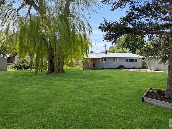655 James Place, IDAHO FALLS, ID 83401